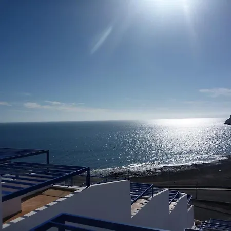 Amazing Sea View With Sun Drenched Terrace! Apartman *
