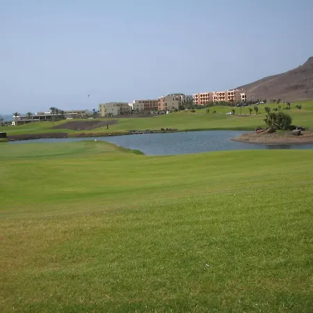 Amazing Sea View With Sun Drenched Terrace! شقة