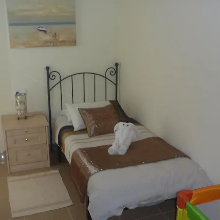 Amazing Sea View With Sun Drenched Terrace! شقة *