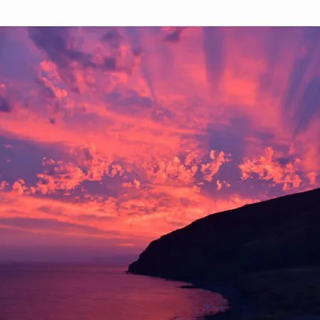 Amazing Sea View With Sun Drenched Terrace! *